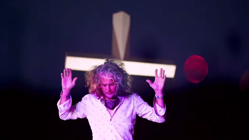 The Flaming Lips God and the Policeman (feat. Kacey Musgraves) Official