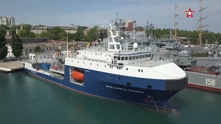 Малый морской танкер Вице-адмирал Паромов приняли в состав ЧФ
