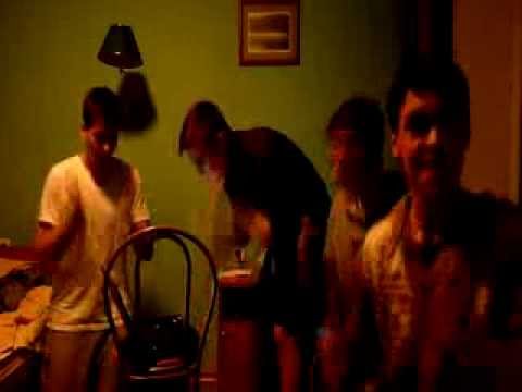 Право на Лево, 2