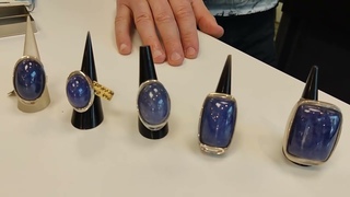 Драгоценные камни: крупные и недорогие танзаниты. Серебряные кольца с танзанитами. #драгоценныекамни