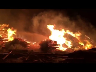Пожар в Кодинске на складе стройматериалов