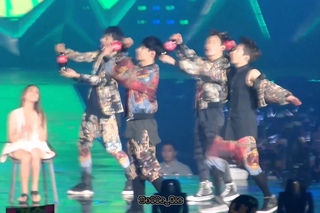 [Fancam] ChenMin 140913 (14) The Lost Planet Concert in Bangkok