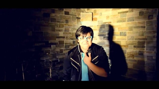 Kevin Karla La Banda Hit The Lights (spanish version) ll
