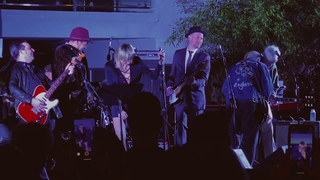 Miley Cyrus performs Roadhouse Blues with Robby Krieger from The Doors at Sunset Marquis