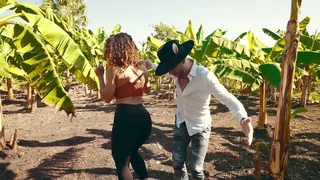 Merengue en el CAMPO! Ojala Que Llueva Cafe Ataca X La Alemana