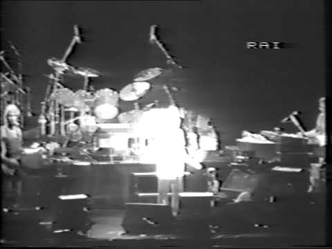 Genesis Live 06 Sep 82 Italia Report, Proshot( Follow you Follow