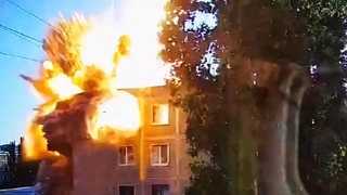 Удар ракетой по жилому дому в Николаеве