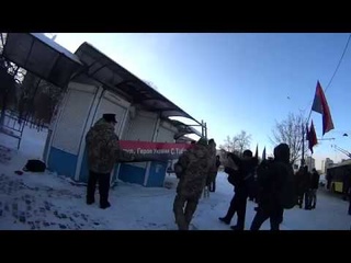 Фашисты террористической банды “правый сектор“ освернили остановку