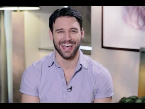 Ryan Guzman plays 5