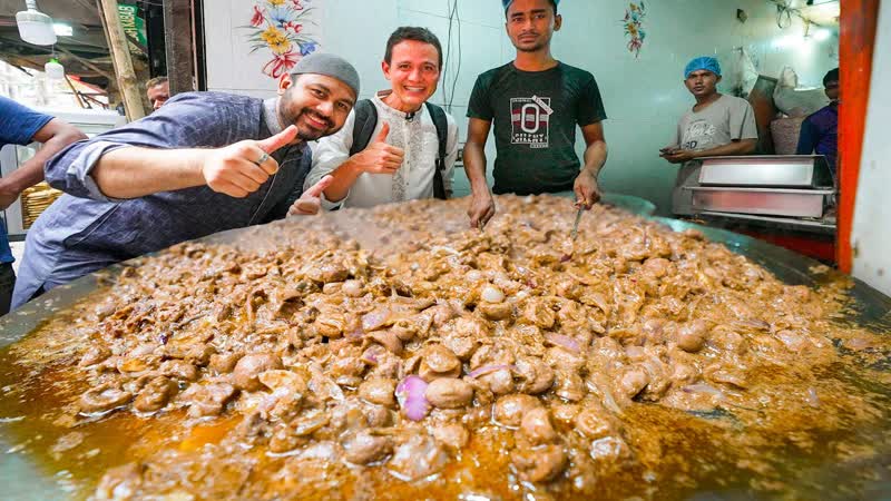 Street Food in Bangladesh KEBAB FRY MOUNTAIN + Bangladeshi Food in Old