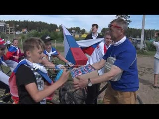 Златоустовске ветераны и спортсмены устроили совместный спортивный праздник