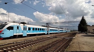 ЭП2Д-0115 отправляется со станции Остряково на Джанкой