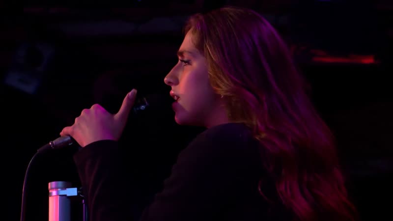 Tate Mc Rae Stupid ( February, 27, 2020 Live at Youtube