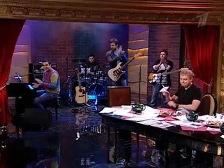 Хотя казалось бы, 50 человек ...
