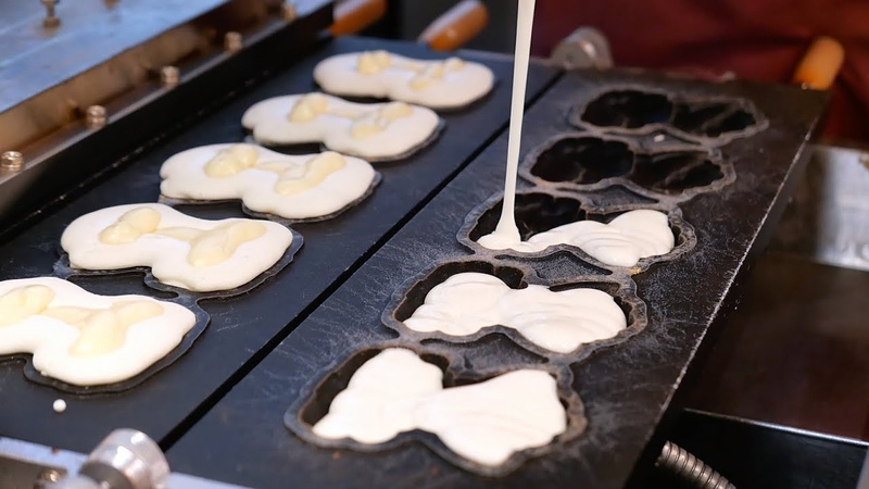 Japanese Street Food POKEMON VULPIX CREAM CAKES Nintendo Taiyaki Sapporo
