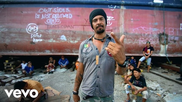 Michael Franti Spearhead 11:59 ft. Sonna