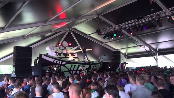 Defqon. 1 2013 Saturday Green Mark With a K Part