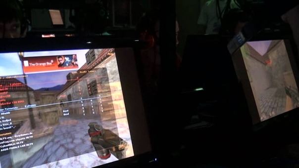 ASUS Spring 2011: w Ra против