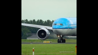 KLM Boeing 777 departure