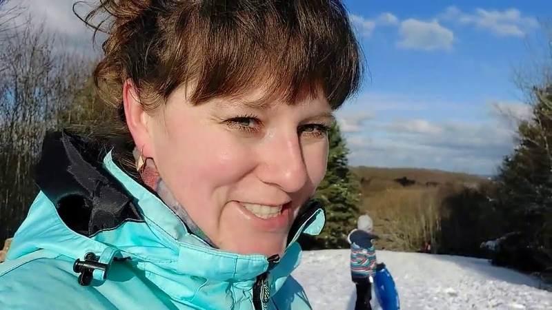 И смех и грех. Мама впала в детство. Папа что то отбил.