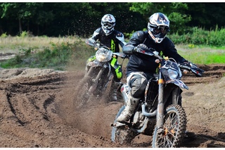 #76 Enduro Foolishness at Steenwijk Off the Road!