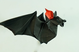 Origami Bat Tutorial - Halloween (Henry Phạm)