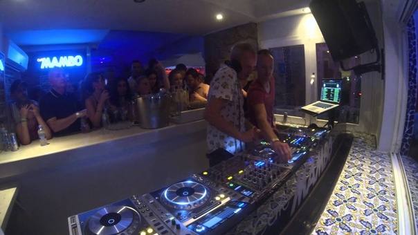 Fatboy Slim Café Mambo Ibiza ( Full