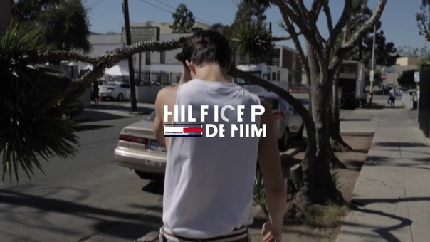 Анвар Хадид, Нэш Гриер, София Ричи и Лаки Блю Смит для Hilfiger
