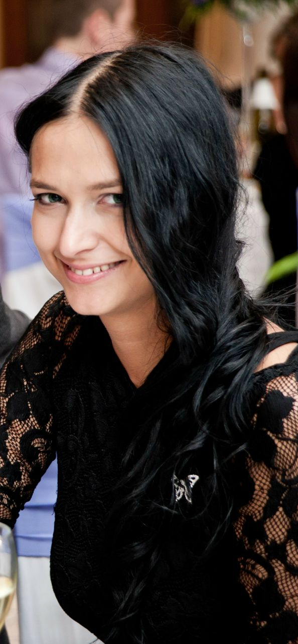 Юля Варежка | Wels