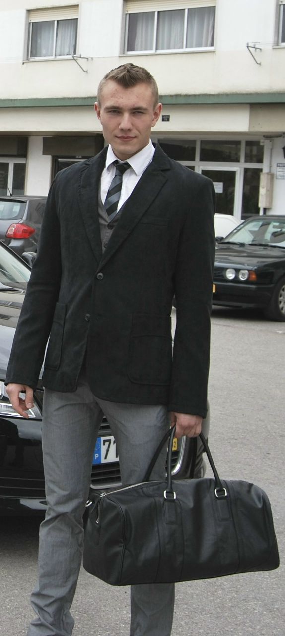 Виктор Степанов | London