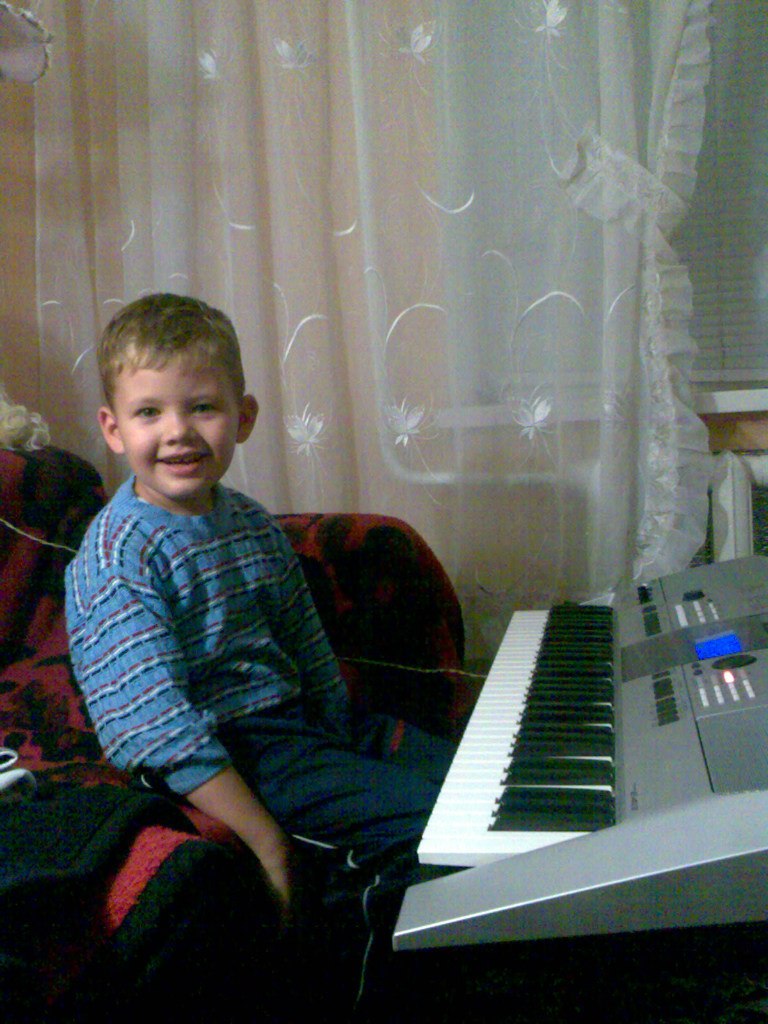 Валера Ларичкин | Першотравенск