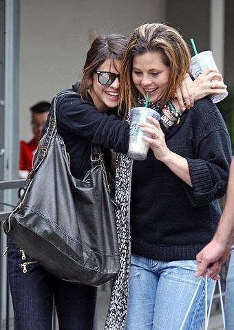 №44, Selena-Marie Teefey-Gomez, Los Angeles №44, Selena-Marie Teefey-Gomez, Los Angeles