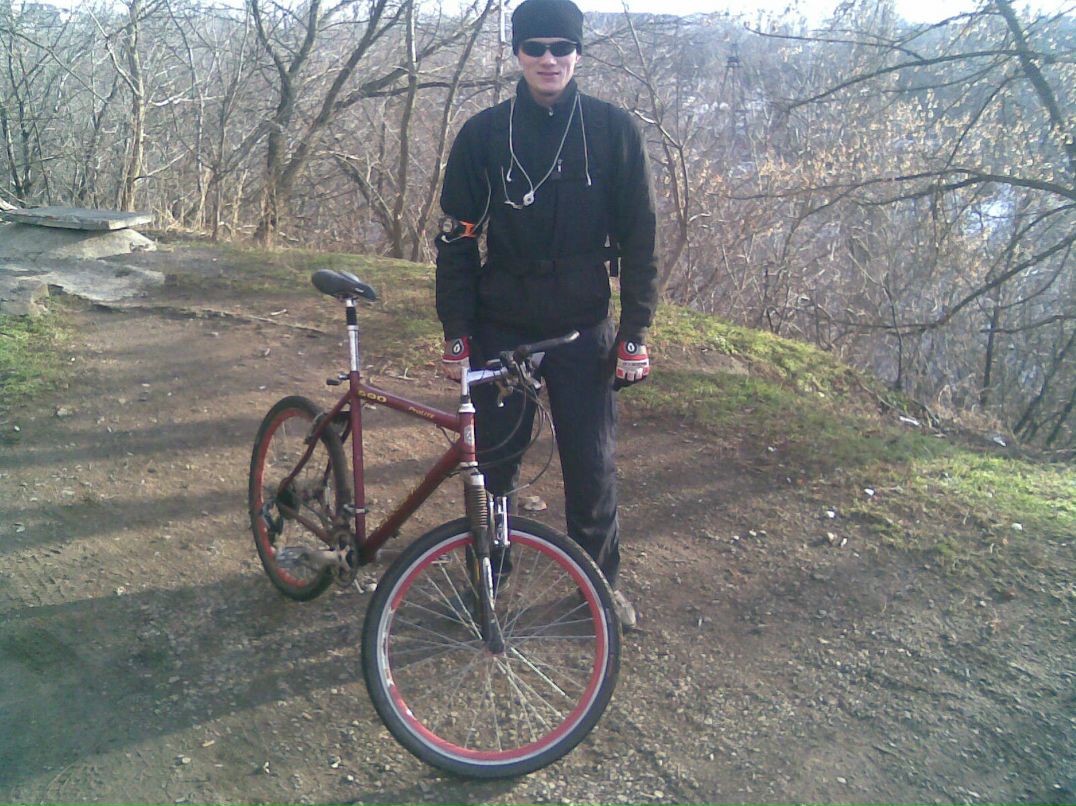 Андрей Демура | Зугрэс