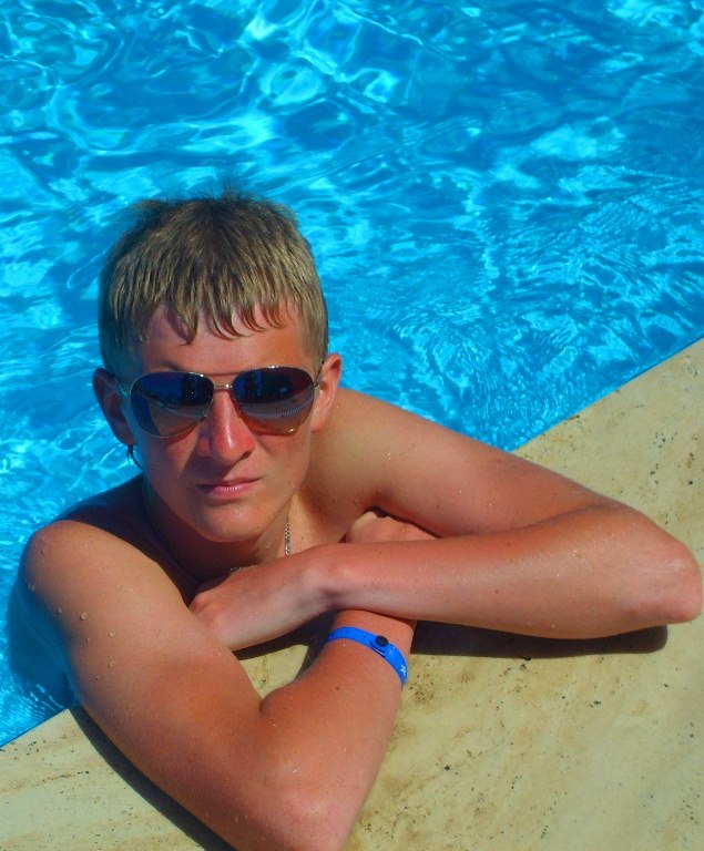 Антон Чернов | Серов