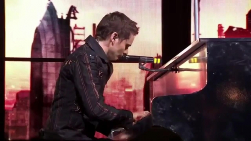 Muse The Globalist + Drones Live at Glastonbury Festival