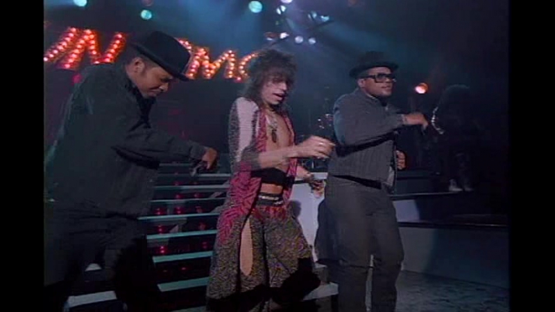 Aerosmith feat. RUN DMC Walk This