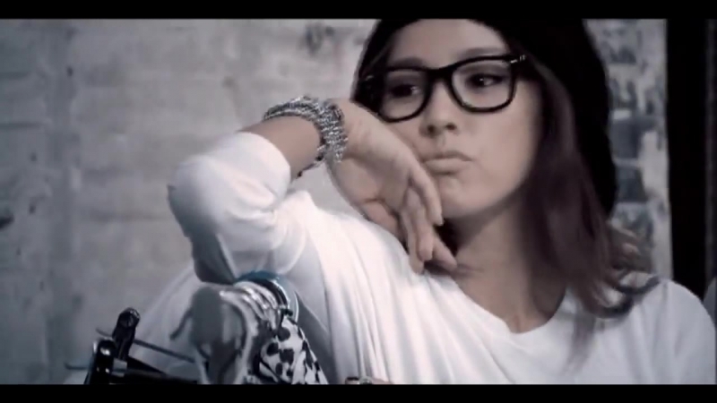 MV Lee Hyori (이효리) Ft. Wilber Pan As Long As I Love
