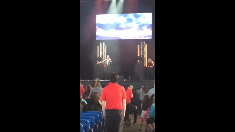 Sofia Carson Darien Lake May 2017