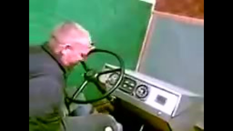 Инструктор, ЗИЛ 130, Выпрыгиваем и хуй с этим ЗИЛом в рот его