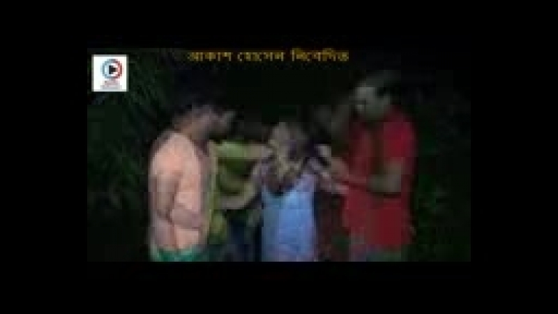 Girl stabbed by 3