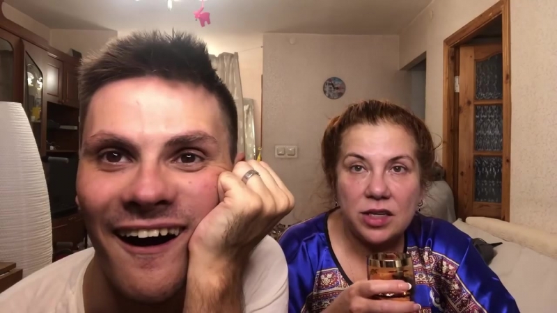 Мама и сын Тетя