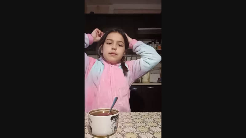 Диана Няшка