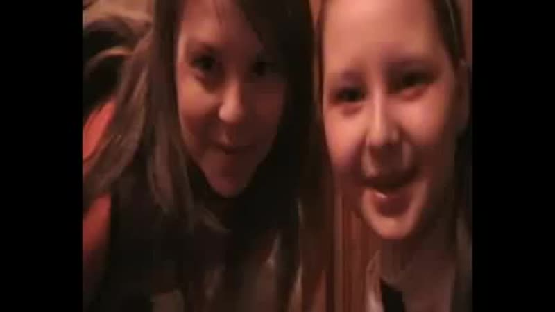 TWO GIRLS(две
