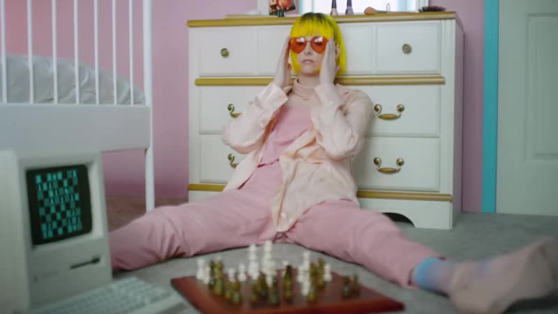 Tessa Violet Tessa Violet Bored ( Official Music