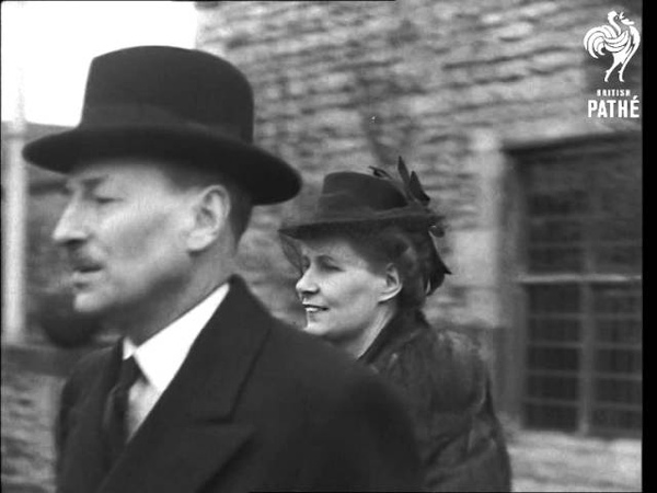 Attlee And Wife At Sulgrave Manor (1940