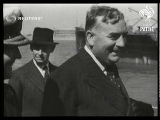 Australian Prime Minister Robert Menzies speaks upon arrival in England (1941)