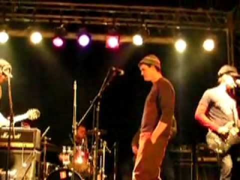 Electric Six Vicha (ex J Lobster Drummer) Danger High Voltage ( Ikra, Moscow) (