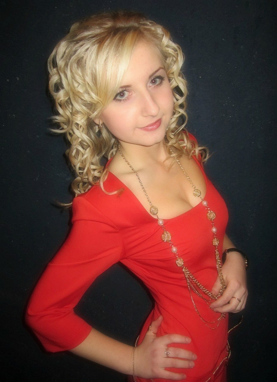 Анечка Тишакова | Енакиево