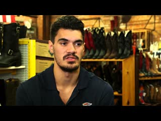 Big Men Shop Small with Steven Adams