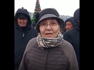 В различных городах народ выходит за Жанаозен